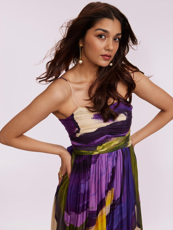 Elegant strappy printed maxi dress for women