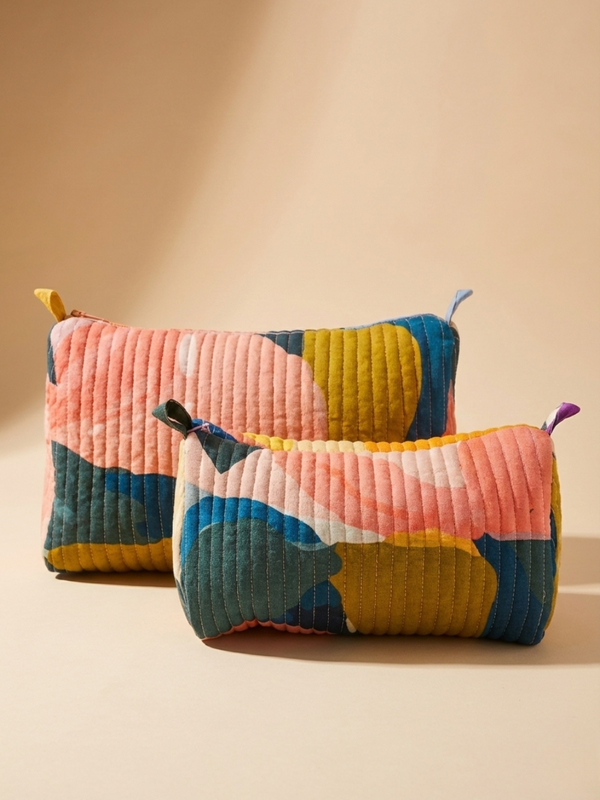 Nova printed cotton quilted pouch