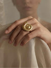The Seashell Ring