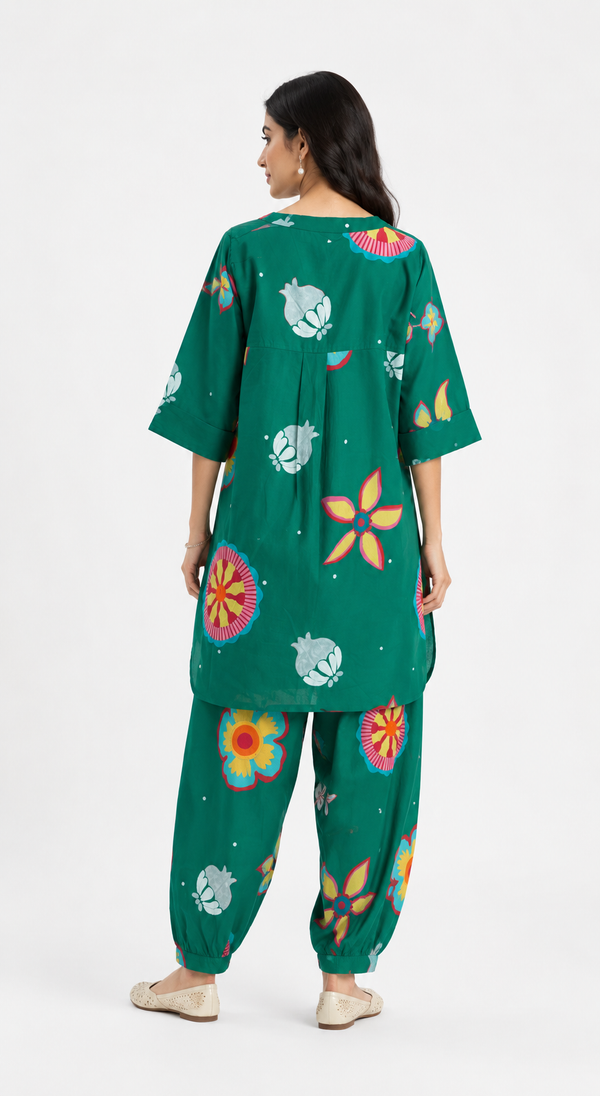 Anaar Printed Kurta Set (Set of 2)